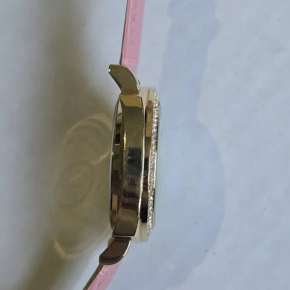 Y2K Dooney & Bourke Hearts Design Rhinestone Bezel Watch Pink Leather Band - Picture 7 of 11
